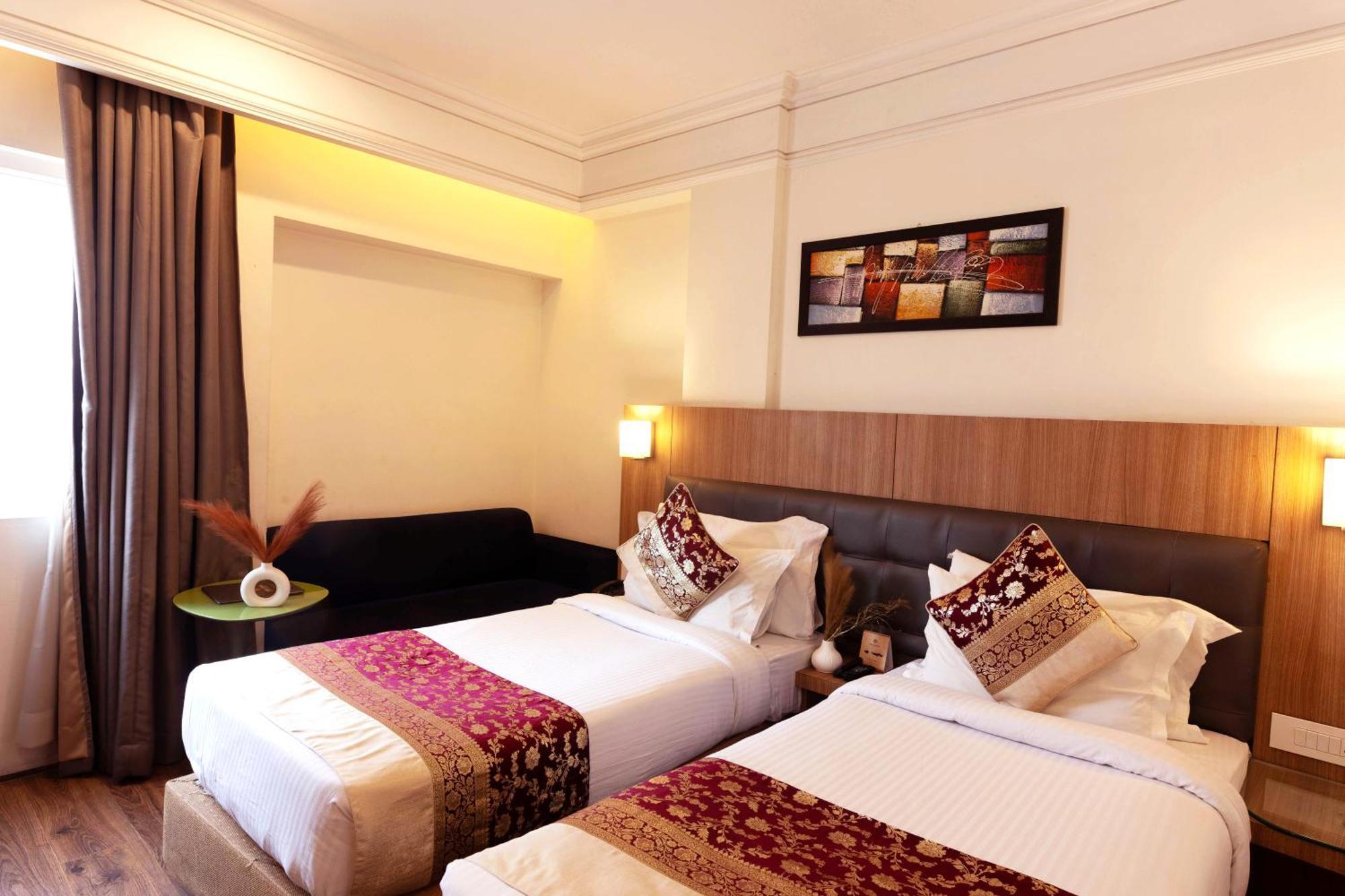 New Hotel Broadway Varanasi Exterior foto