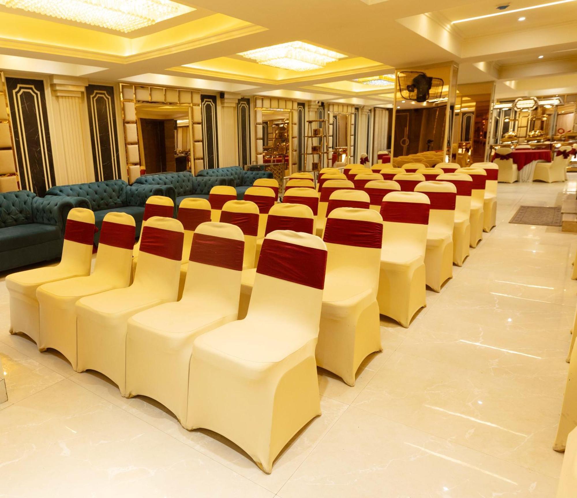 New Hotel Broadway Varanasi Exterior foto