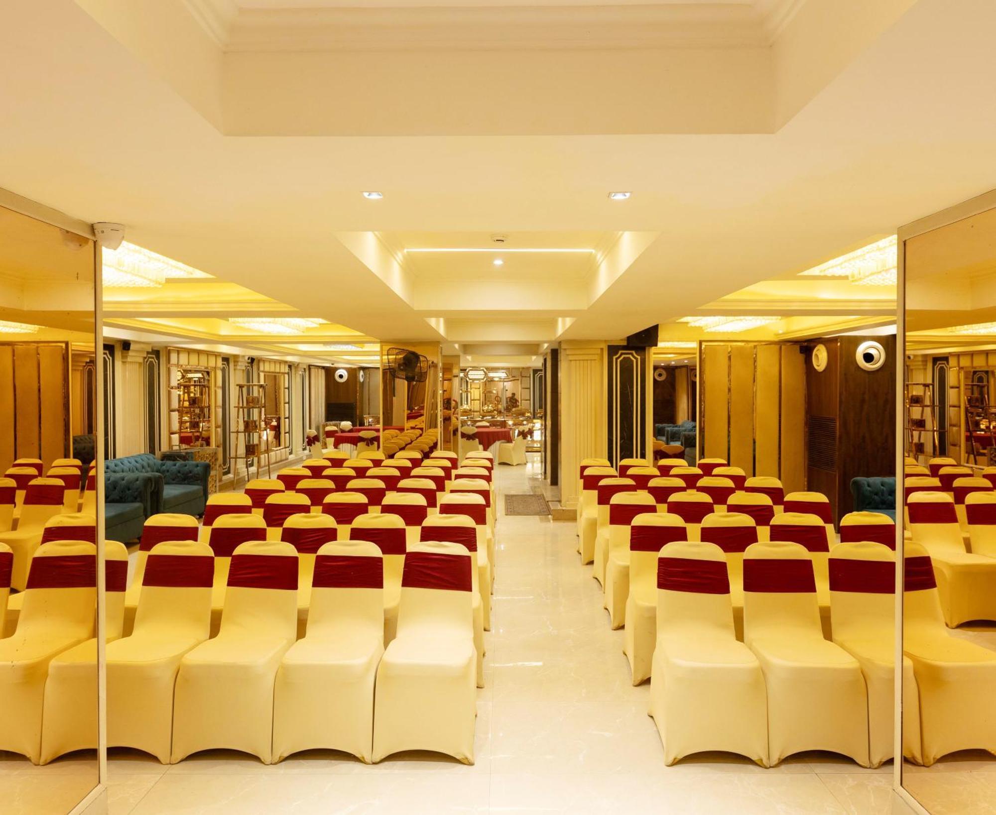 New Hotel Broadway Varanasi Exterior foto