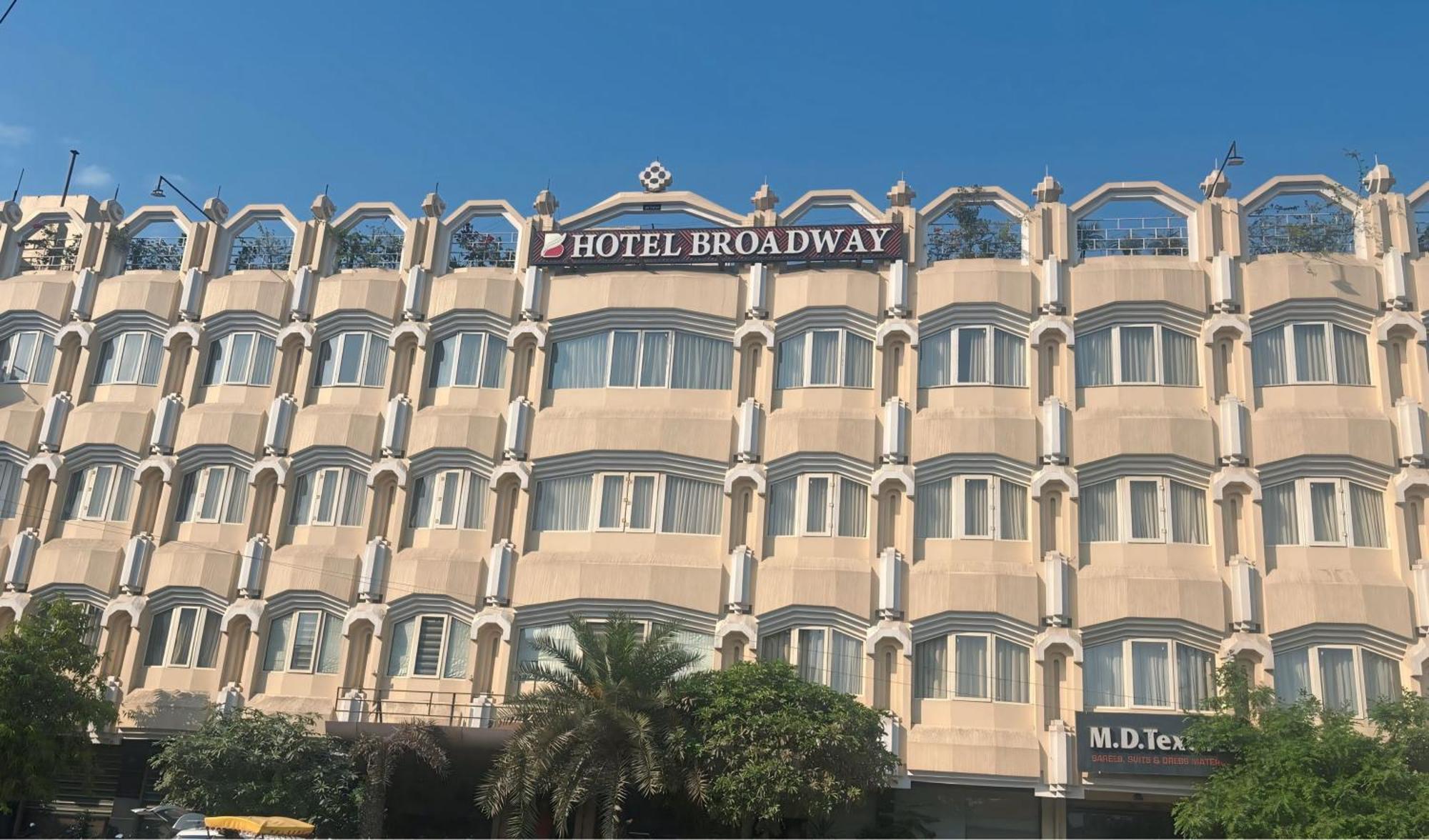 New Hotel Broadway Varanasi Exterior foto